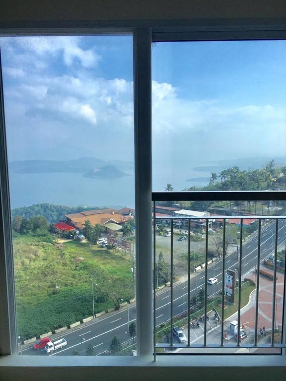 Matlocs @ Wind Residences Тагайтай Экстерьер фото