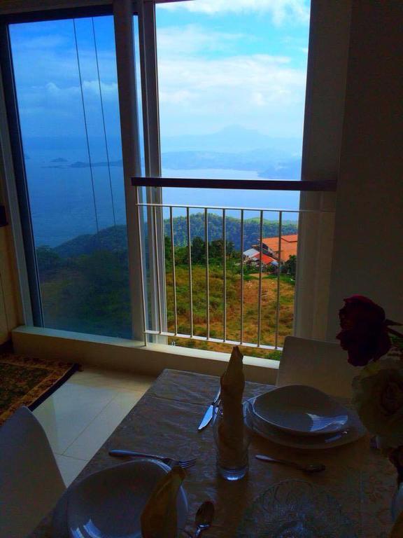Matlocs @ Wind Residences Тагайтай Экстерьер фото